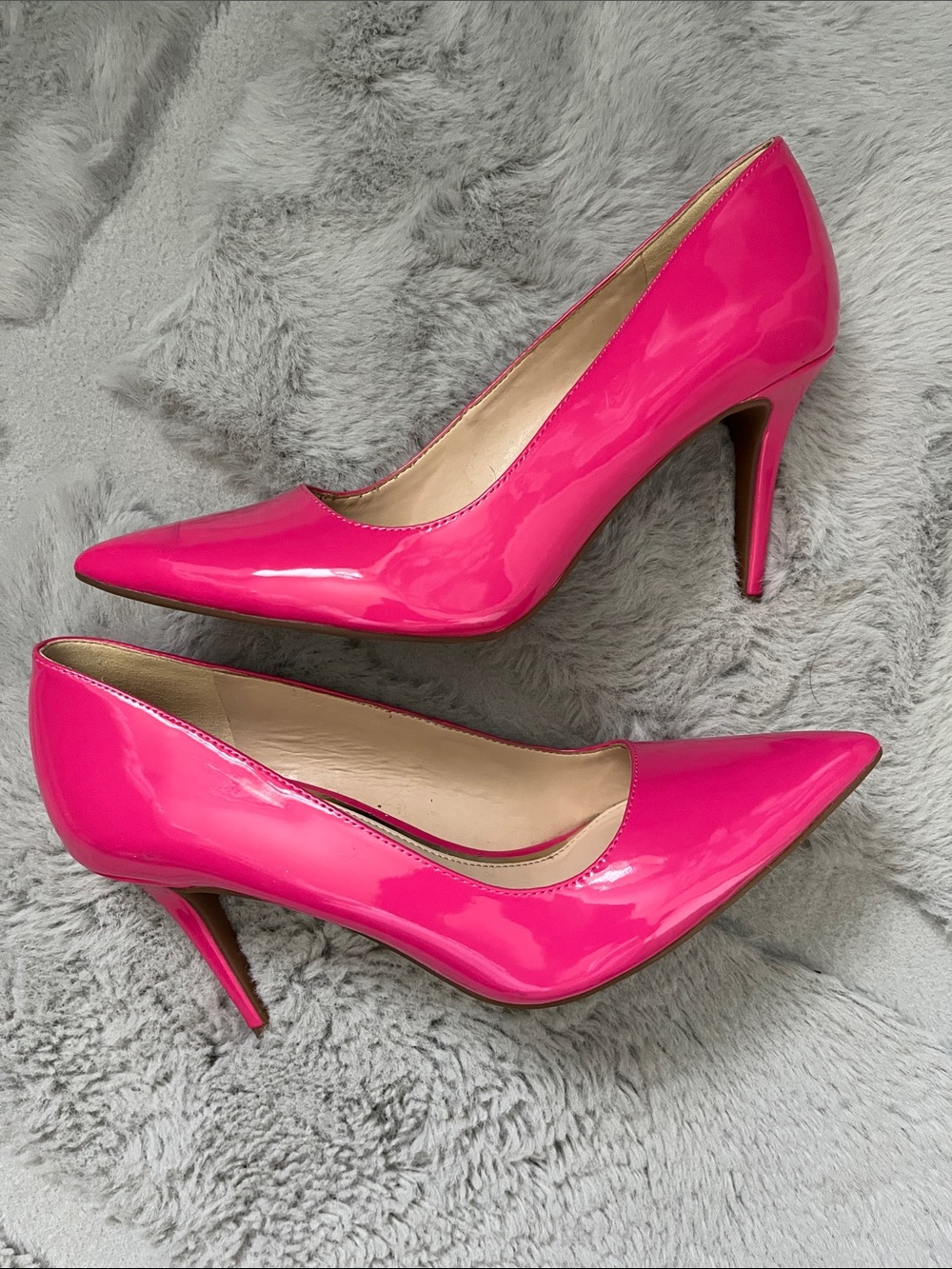 Jessica Simpson Patent Pointed-Toe Pumps in Hot Pink
